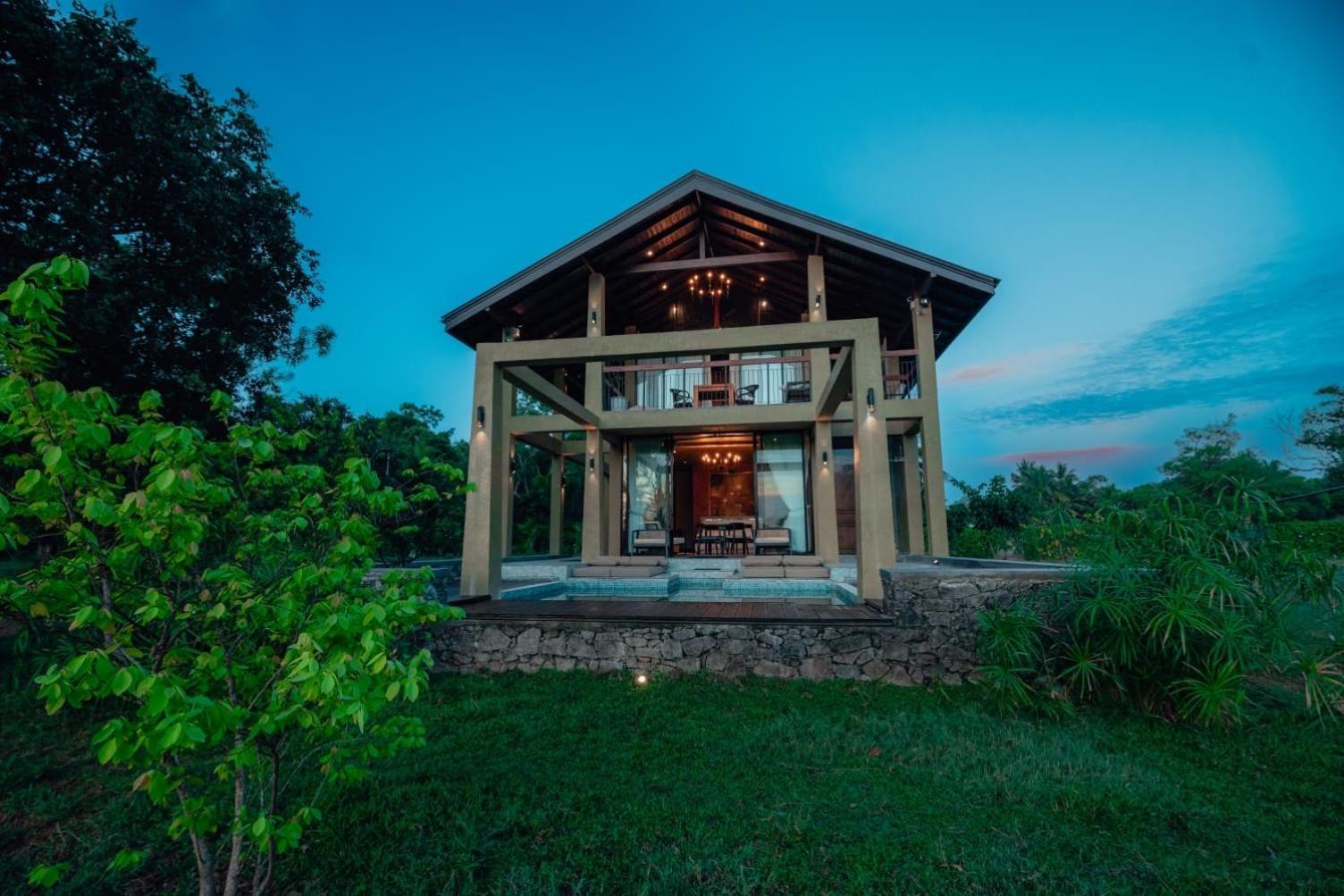 The Villa Lakeshore Anuradhapura Esterno foto